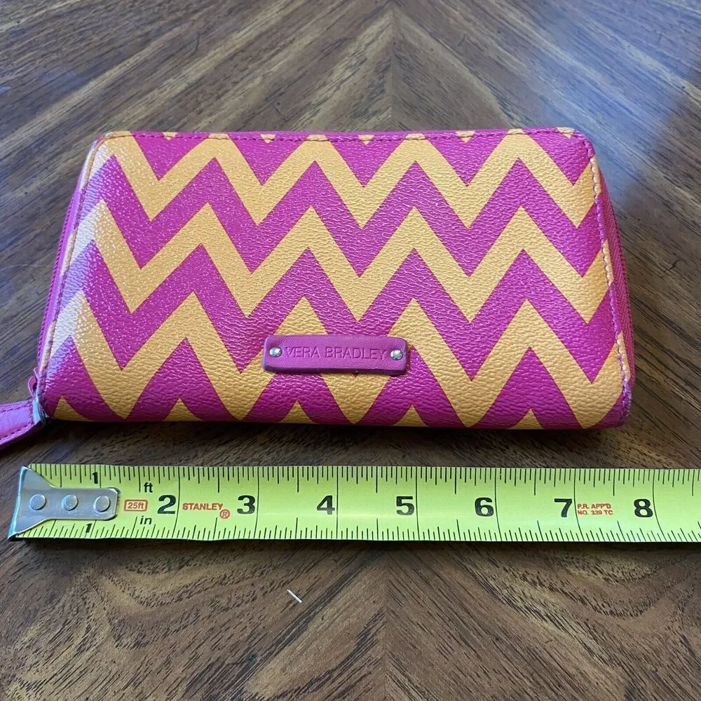 Vera Bradley ZIGGY ZAGS Wallet Yellow & Pink  Zip Around Faux Leather - Picture 2 of 9